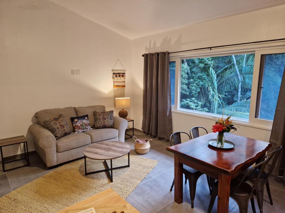Sattva Land Hotell Belmopan Exteriör bild